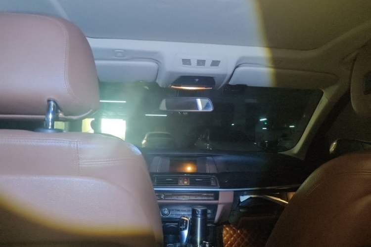 Used BMW 5 Series 2017 520Li Elegant Edition
