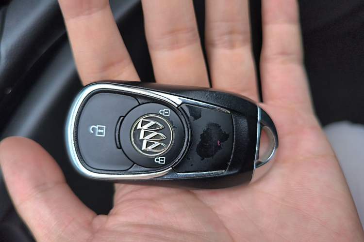 Used Buick Envision 2016 20T Two-Wheel Drive Leading Version Vehicle Key