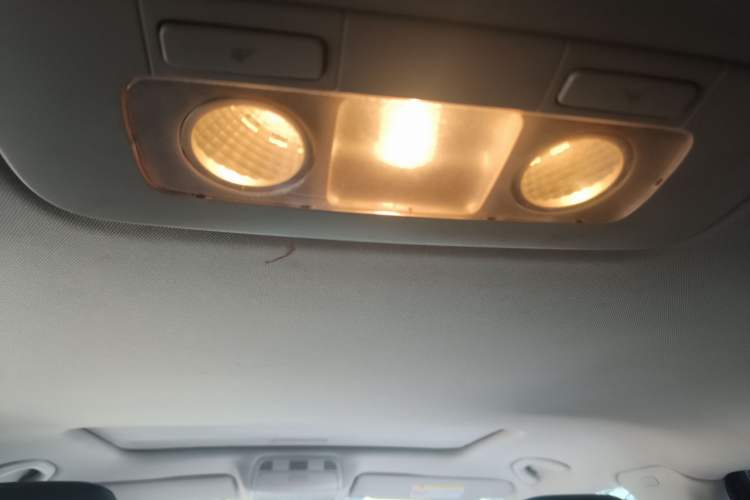 Used Volkswagen Magotan 2015 Revised Version 2.0 TSI Luxury Edition
