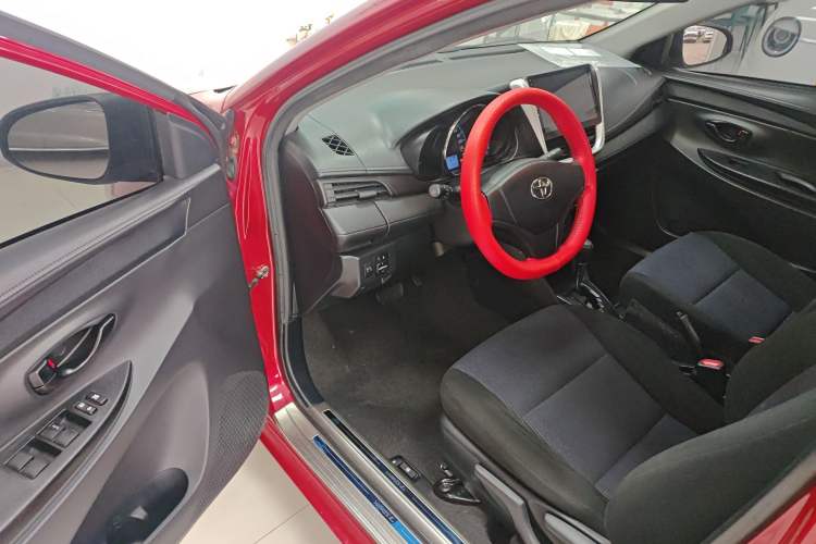 Used Toyota YARiS L Zhi Xiang 2017 1.5E CVT Dynamic Edition Driver Seat