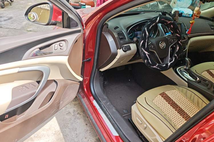 Used Buick Regal 2015 2.0L Elite Fashion Edition Driver Seat