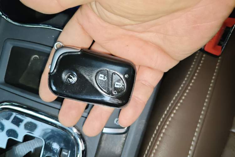 Used BYD S7 2015 2.0T Upgraded Automatic Luxury Version
