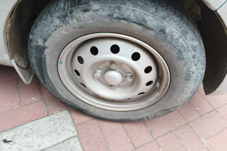 Used Wuling Rongguang V 2016 1.2L Practical Version
