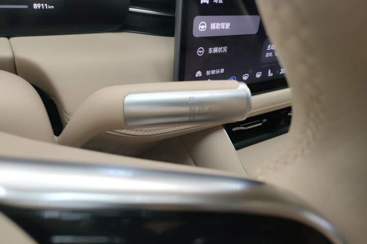 Used Hima AITO M5 2025 Extended-Range Ultra All-Wheel-Drive Version
