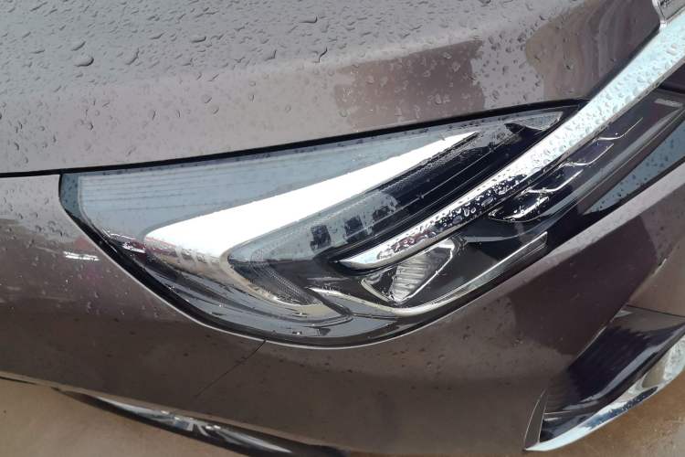 Used Buick GL8 2023 Land Executive Class Smart Enjoyment Model Right Front Headlight