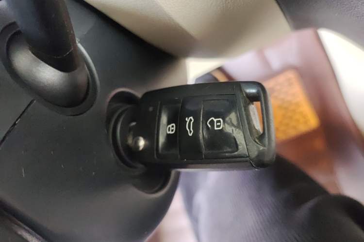 Used Skoda Octavia 2017 1.6L Automatic Smart Drive Edition Vehicle Key