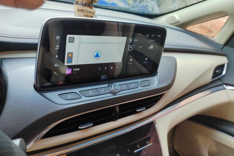 Used Buick GL8 2023 Facelifted Land Cruiser Executive Luxury Version
