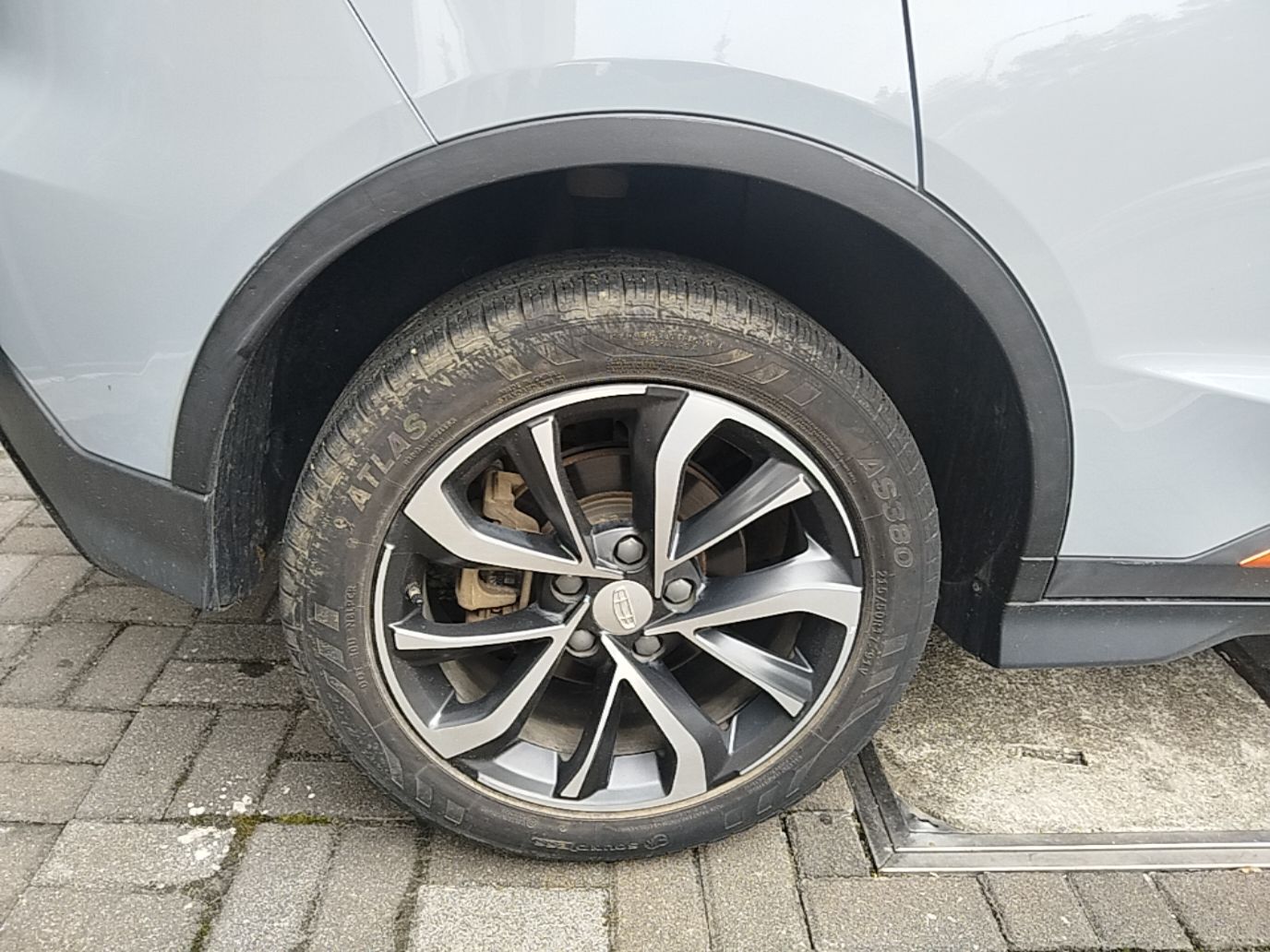 Geely Auto Emgrand S 2022 1.4T CVT Crossover Player Edition — снимка 11