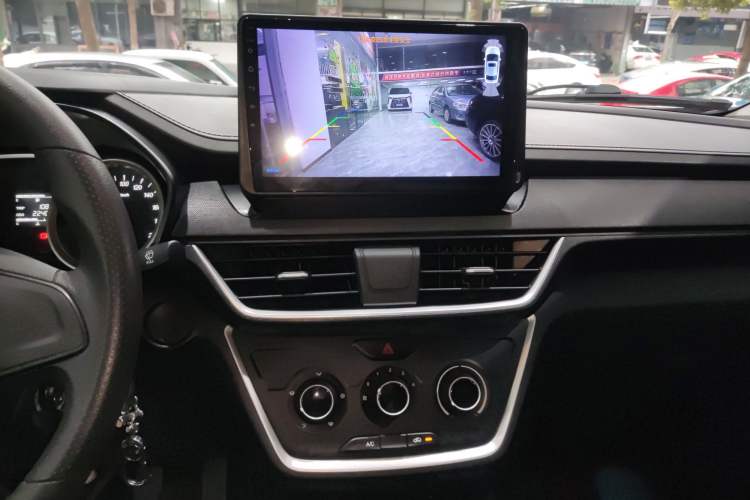 Used Wuling Hongguang S3 2019 1.5L Manual Standard Version China VI Standard