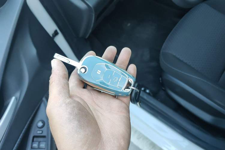 Used Chevrolet Cavalier 2022 325T Automatic Enjoyment Edition Vehicle Key