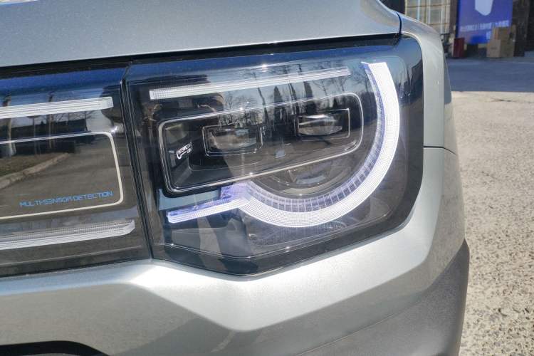 Used BAIC Off-Road BJ30 2026 Model Traveler 1.5T Hybrid Standard Version
