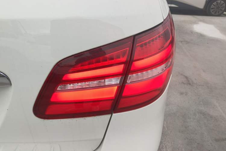 Used Mercedes-Benz B-Class 2018 B 200 Fashion Model