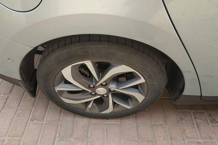 Used Buick Velite 6 2022 Plug-in Hybrid Connected Smart Model Right Rear Wheel Hub