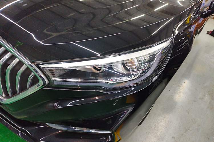 Used Hongqi H5 2022 Classic Model Facelift 1.8T Automatic Smart Connect Flagship Edition
