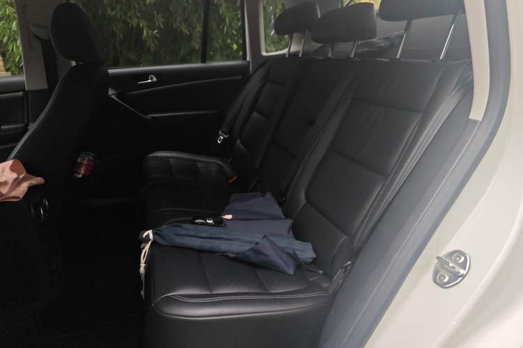 Used Volkswagen Tiguan L 2016 300TSI Automatic Two-Wheel Drive Comfort Edition