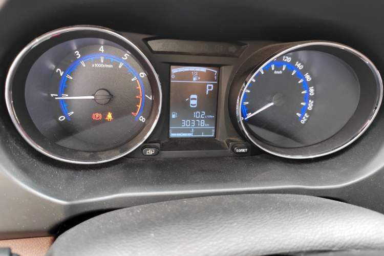 Used FORTHING SX6 2016 1.6L CVT Luxury Model Odometer Close Up