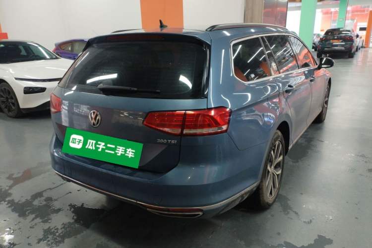 Used Volkswagen Variant 2018 380TSI Two-Wheel Drive Comfort Edition