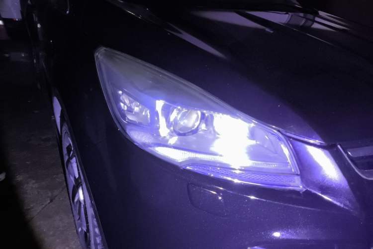 Used Ford Kuga 2013 2.0L GTDi Four-Wheel-Drive Sport Model
