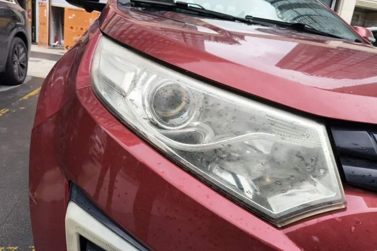 Used JMC Yusheng S330 2016 1.5L GTDi Automatic Two-Wheel Drive Prestige Edition
