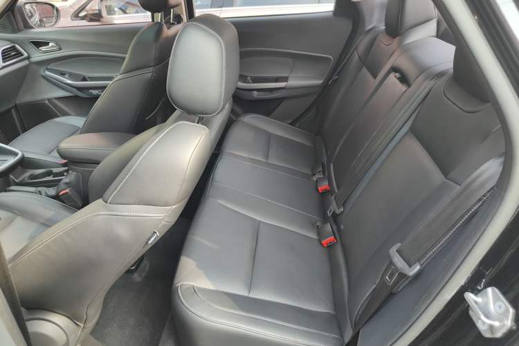 Used Ford Escort 2015 1.5L Automatic Fashion Model