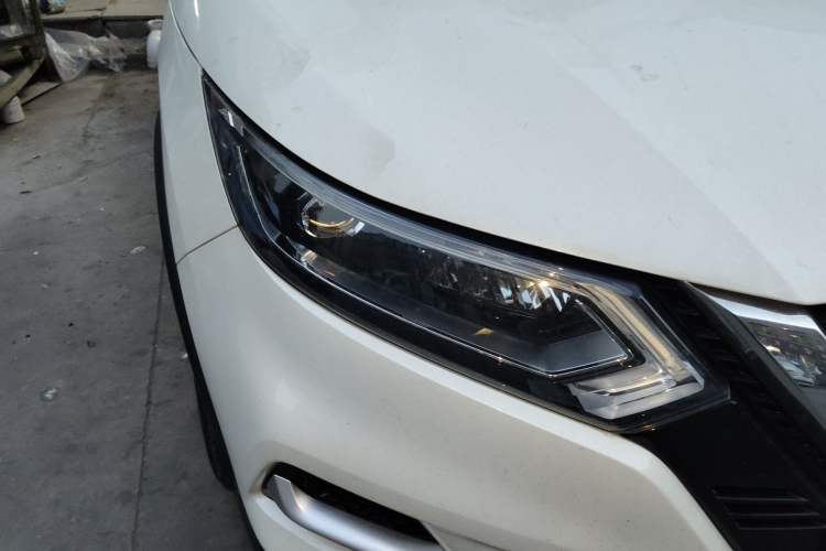 Used Nissan Qashqai 2021 2.0L CVT Luxury Edition Right Front Headlight