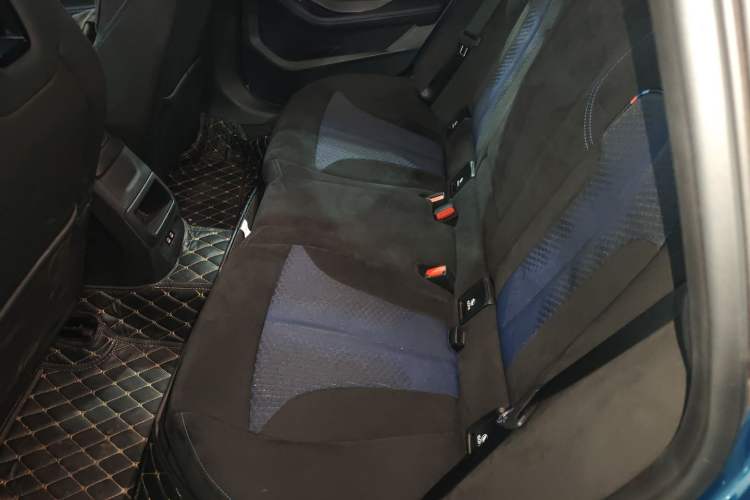 Used BMW 2 Series 2021 225i Four-Door Coupe M Sport Night Edition Left Rear Seat