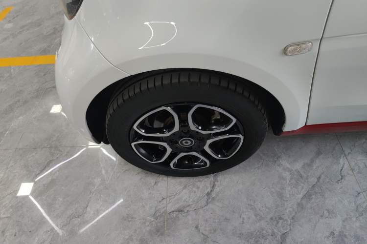 Used smart fortwo 2019 0.9T 66kW Hardtop Wind Power Edition China VI