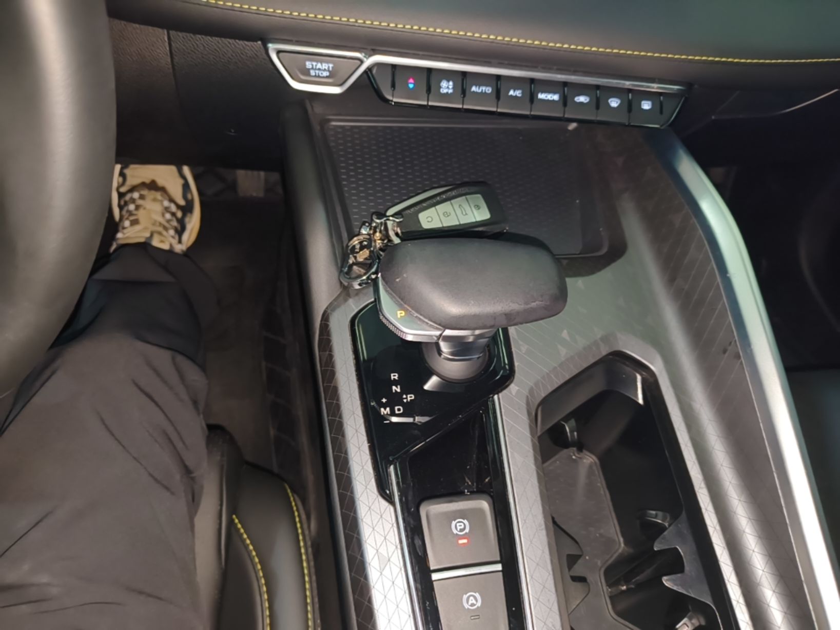 Geely Auto Preface 2023 1.5TD Fuyao Version — снимка 16
