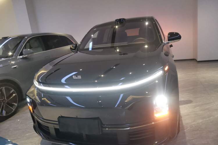 Used Li Auto L7 2024 MAX Model Front