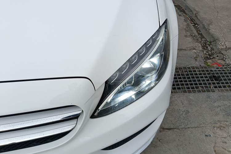 Used Mercedes-Benz C-Class 2018 C 180 L Fashion Edition Sport Version
