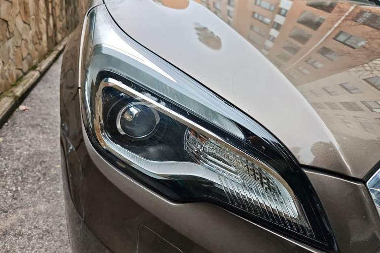 Used Buick Envision 2017 28T Four-Wheel Drive Luxury Model
