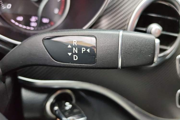 Used Mercedes-Benz V-Class 2018 V 260 AMG Sport Edition China V Emission Standard
