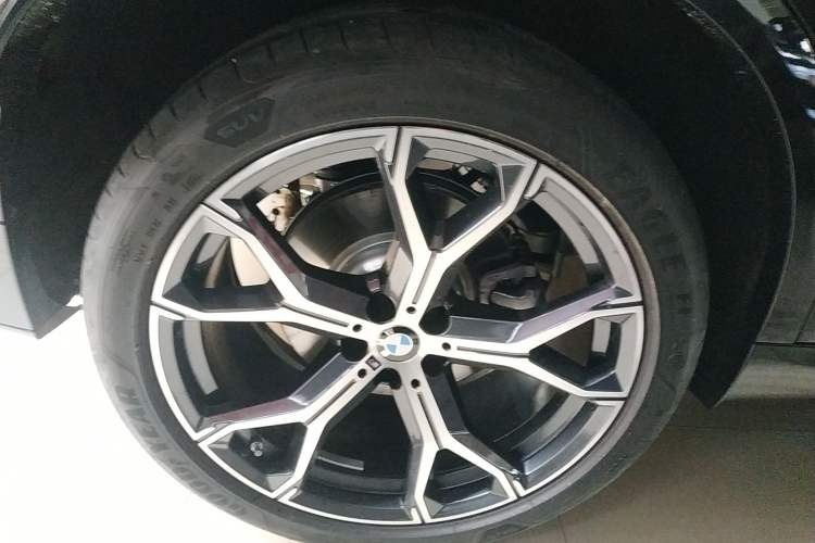 Used BMW X5 2025 Model, xDrive 30Li Prestige M Sport Night Package