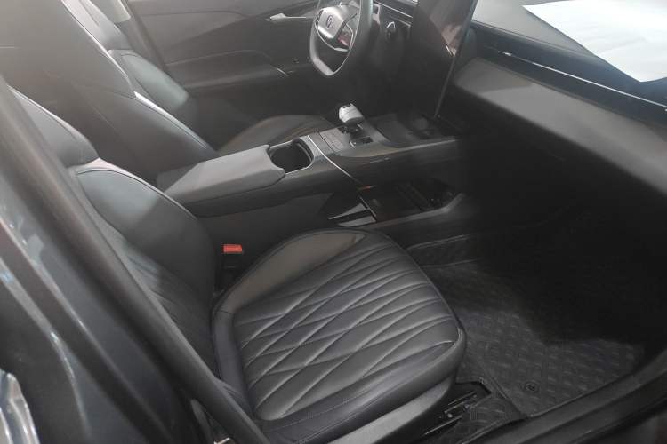 Used Changan Eado DD 2023 Blue Whale NE 1.5T GDI DCT Navigation Model