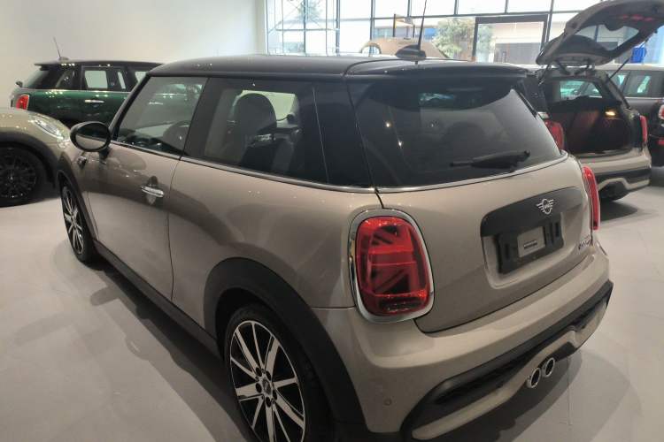 Used MINI MINI 2022 2.0T COOPER S Classic Edition