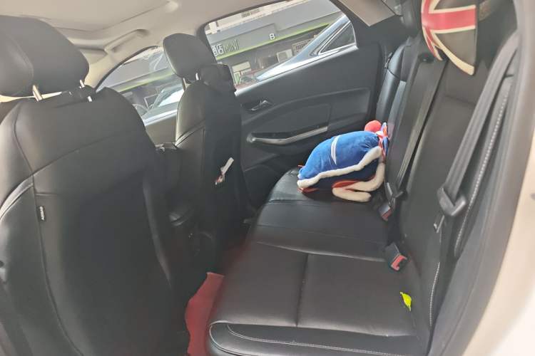 Used Ford Escort 2015 1.5L Automatic Fashion Model
