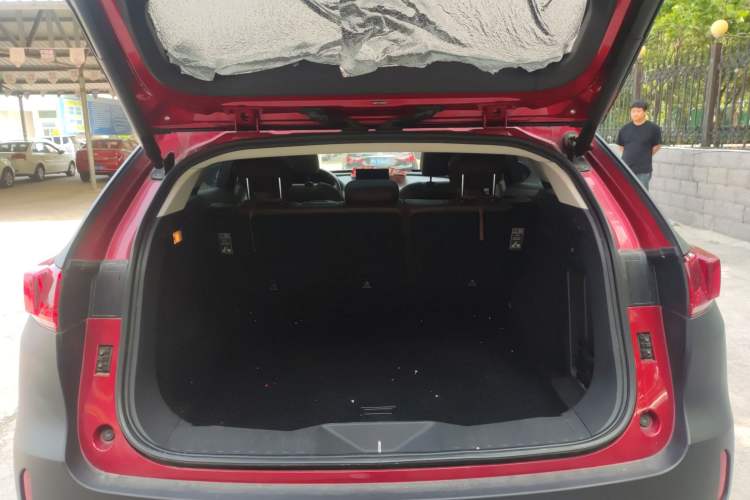 Used Wey VV7 2017 2.0T Flagship Model Trunk