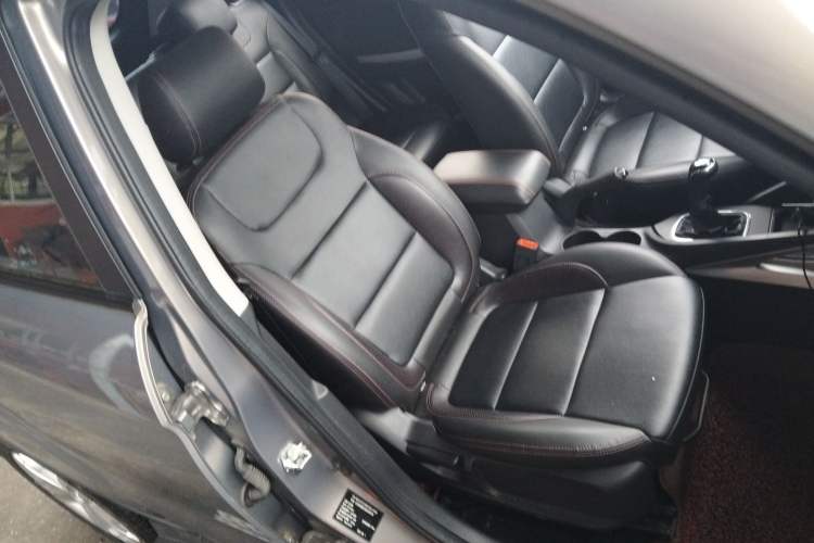 Used CHANGAN CS35 2016 1.6L Manual Luxury Model China V Standard Right Front Seat