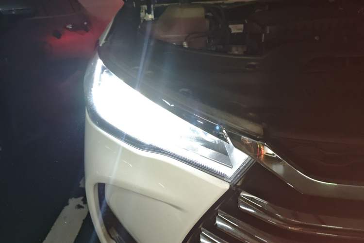 Used BYD Song MAX New Energy 2019 DM 1.5T Smart Connect Advanced 7-Seater China VI Standard
