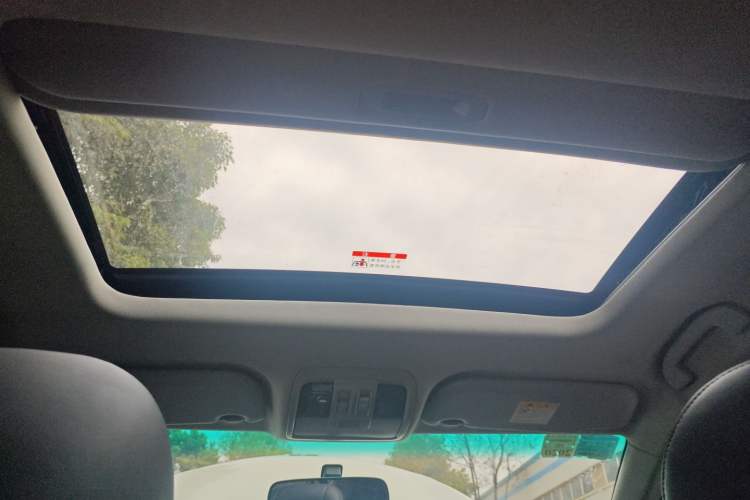 Used Luxgen U6 SUV 2015 1.8T Fashion Edition
