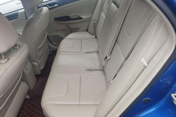 Used BYD Surui 2012 1.5TID Automatic Luxury Version