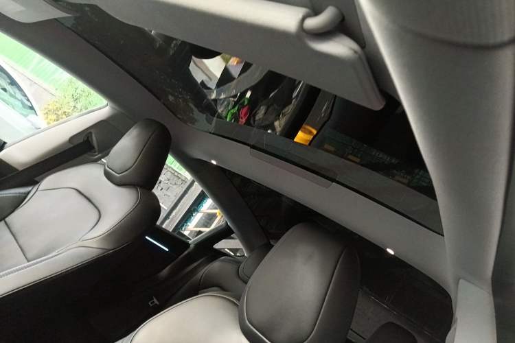 Used Tesla Model 3 2023 Long-Range All-Wheel-Drive Version
