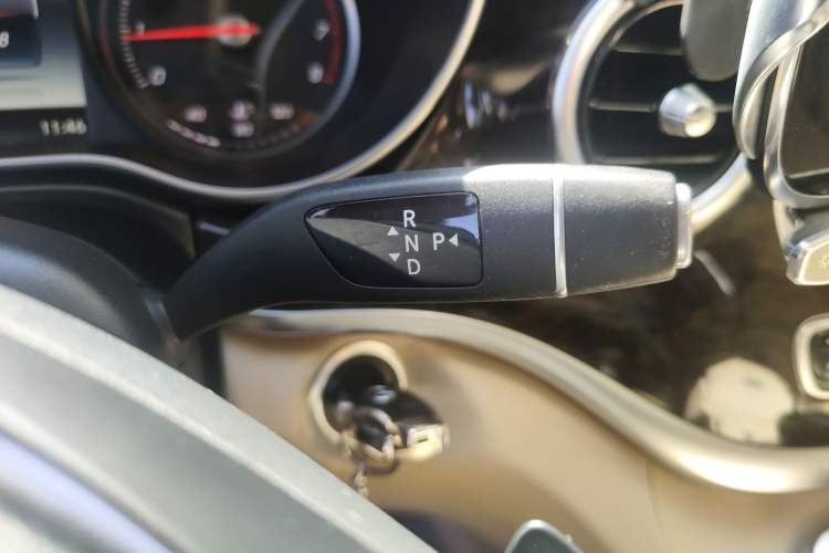 Used Mercedes-Benz V-Class 2016 V 260 L Prestige Extended Edition