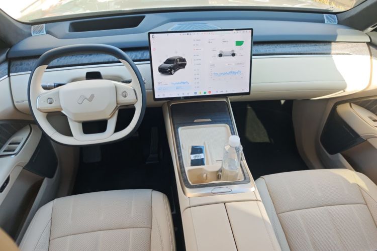 Used ONVO Luxeed L90 2025 Model—Max Six-Seater Version