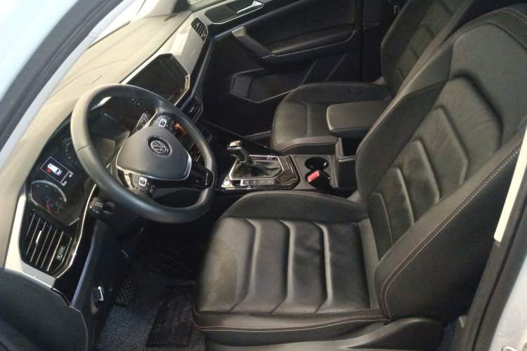 Used Volkswagen Tayron 2020 330TSI Two-Wheel Drive Luxury Smart Connectivity Version
