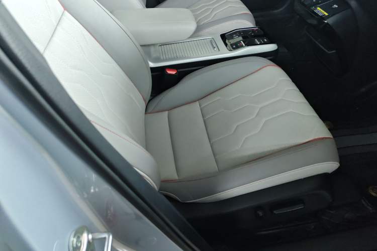 Used Honda e:NS2 2024 Light-Chasing Version