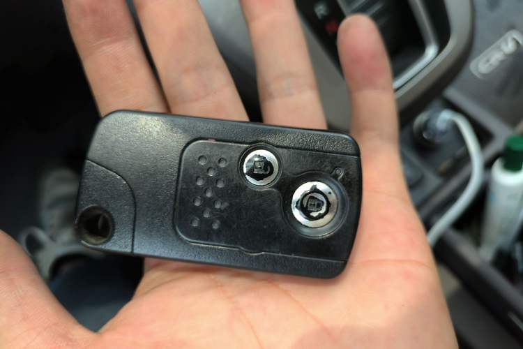 Used Honda CR-V 2013 2.4L two-wheel drive luxury version
