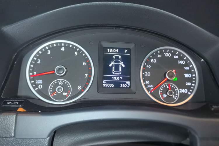 Used Volkswagen Tiguan 2015 1.8TSI Automatic Two-Wheel Drive Comfort Edition Instrument Cluster