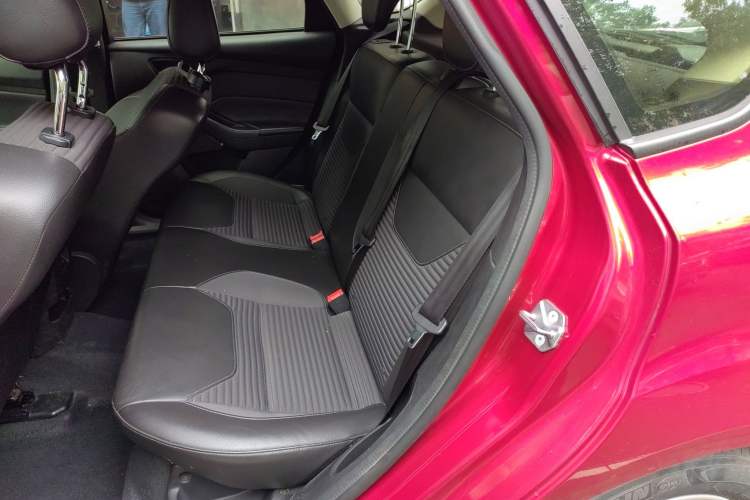 Used Ford Focus 2017 Hatchback 1.6L Automatic Fashion Edition Smart Drive Version