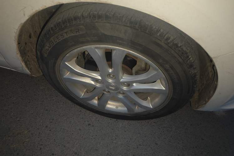 Used Bestune B50 2016 1.6L manual luxury version Right Front Wheel Hub